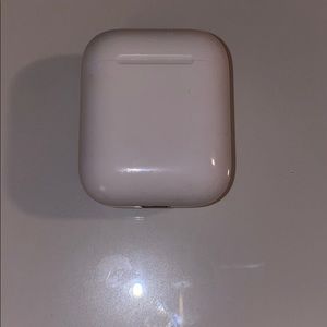 1st generation airpods- (don’t have box)